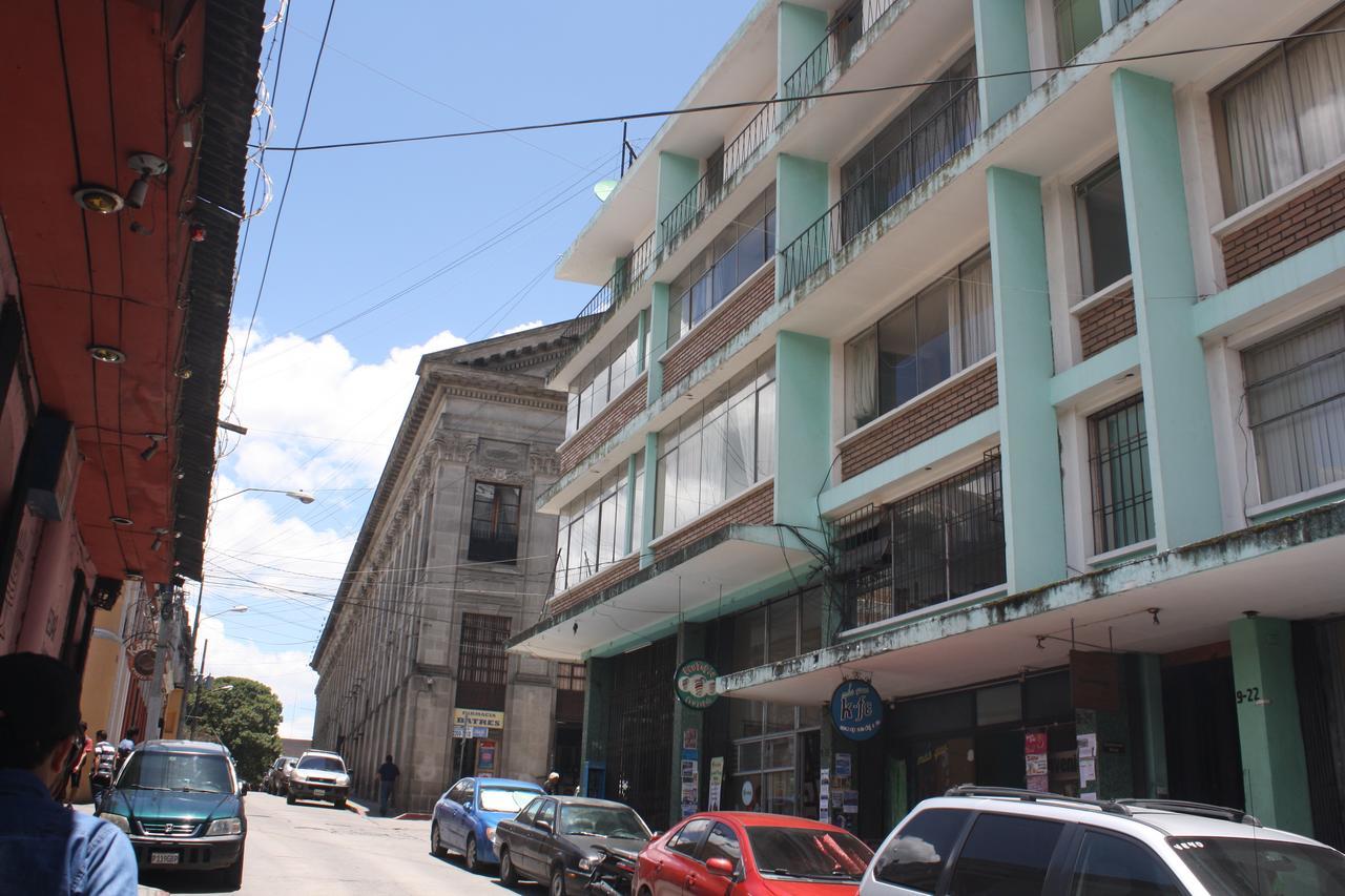 Hotel Casa Del Viajero Quetzaltenango Luaran gambar