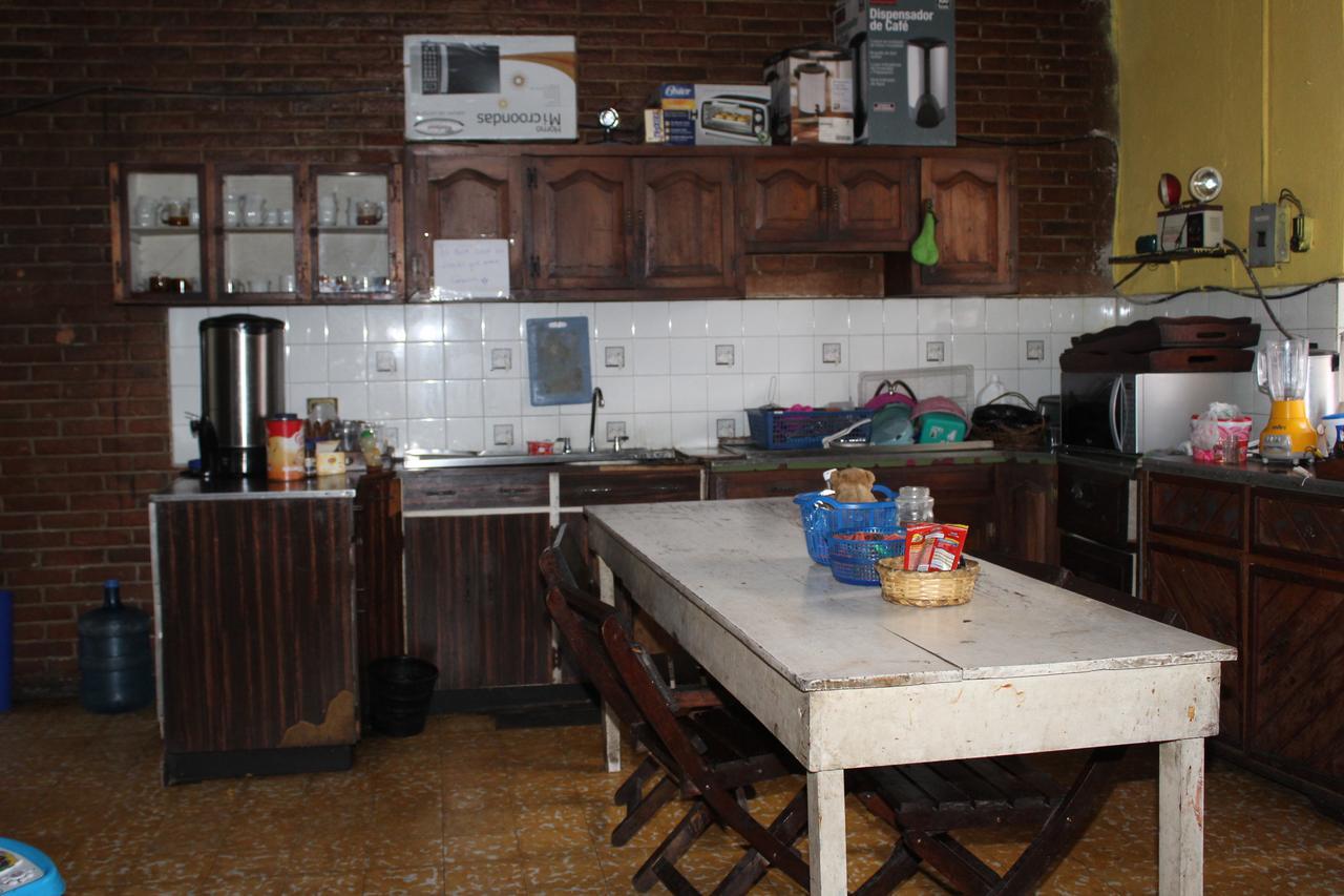Hotel Casa Del Viajero Quetzaltenango Luaran gambar
