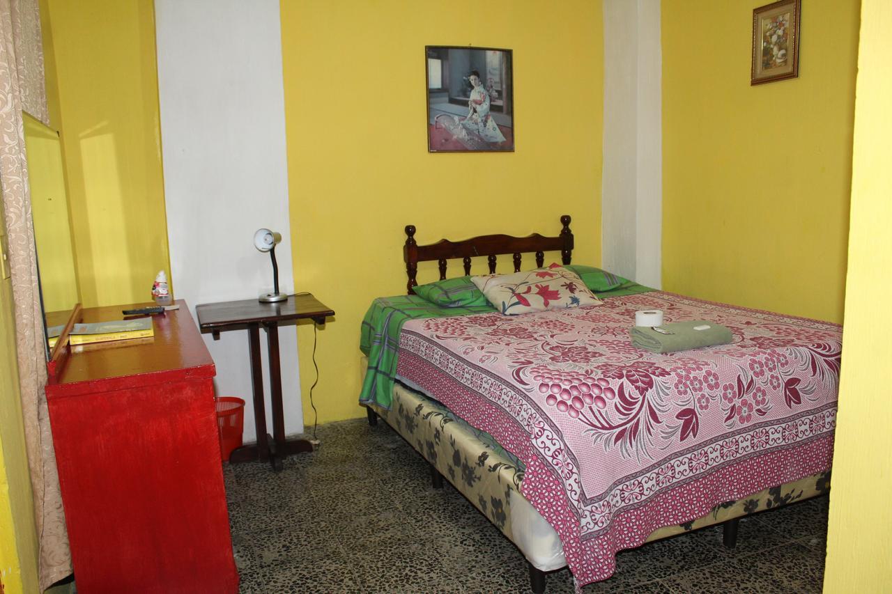 Hotel Casa Del Viajero Quetzaltenango Luaran gambar