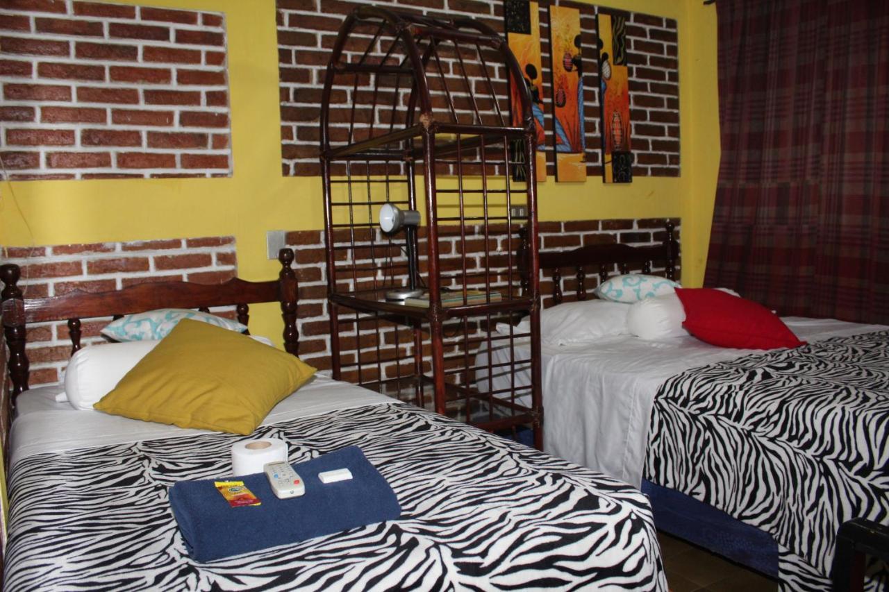 Hotel Casa Del Viajero Quetzaltenango Luaran gambar